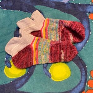 Womens small bombas running socks